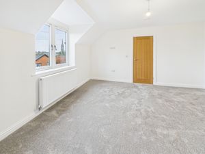 Bedroom- click for photo gallery